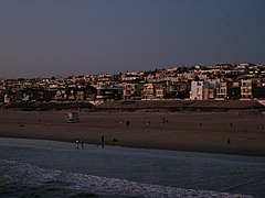 Manhattan Beach Evening 1 (1494534503).jpg