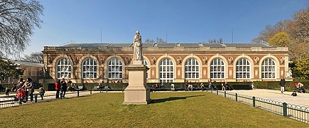 Orangerie du Jardin du Luxembourg, exterior