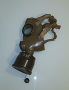 Italian gas mask T.35 Pirelli