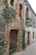 Thumbnail for File:Pavone Canavese Ricetto 07.JPG
