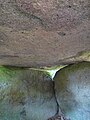 Guidel : le dolmen de Lesvariel, le plafond.