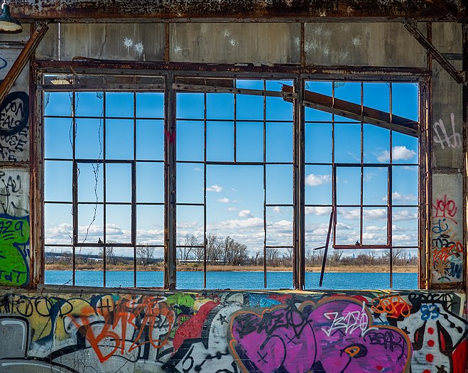 Abandoned building at Floyd Bennett Field