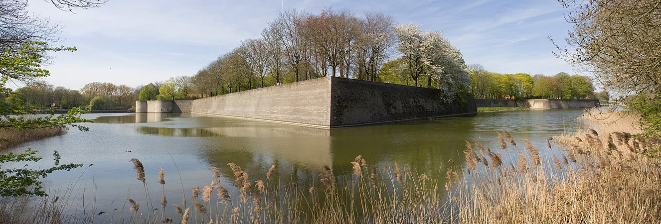 1: Fortifications from Ieper. Johan Bakker