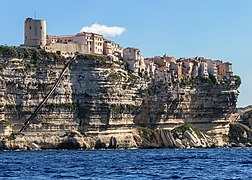 Bonifacio : l'Escalier du roi d'Aragon, taillé dans les falaises