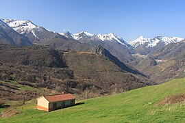 From the cab - snowy Spanish mountains (13540033145).jpg