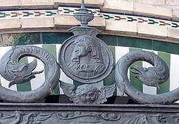 Detalle 1. Rejería de una ventana en el Palacio de La Jarosa.jpg