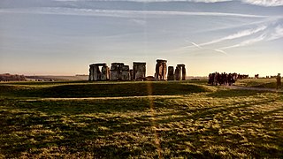 Stonehenge at sunset 01.jpg