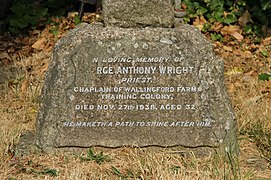 Nuffield HolyTrinity Wright inscription.jpg