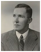 Alexander Ewan Armstrong ca. 1942.jpg