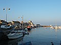 Le port de Barfleur dans le Cotentin, un soir d'été.