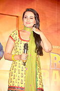 First look launch of Rowdy Rathore, Bollywood film (16).jpg