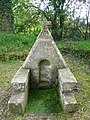 La fontaine près de la chapelle Notre-Dame de Trébellec