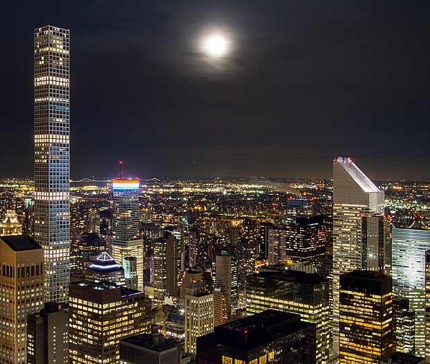 Manhattan at night, from the north side of Rockefeller Center