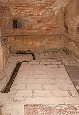 Water distributor in the "Chambre des Vannes"