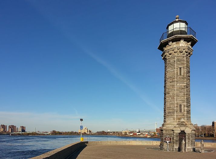 Blackwell Island Light