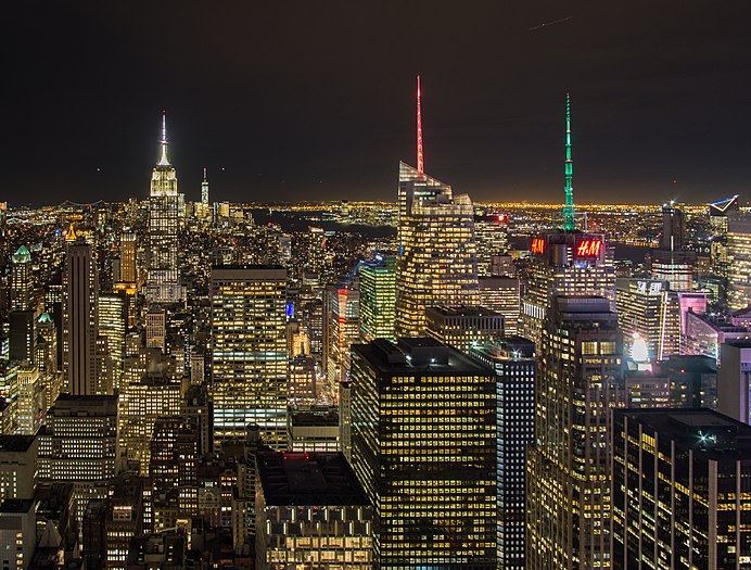 Manhattan at night, from the south side of Rockefeller Center