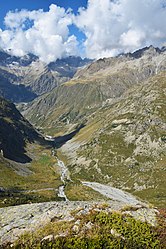 Cours amont de la Séveraisse depuis le confluent entre les torrents du Vallon Clos et de Chabournéou (Parc national des Ecrins)