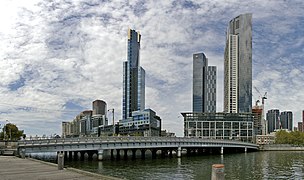 Queen's Bridge and Freshwate Place