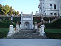 Scalinata sul mare del Castello di Miramare