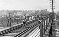 English: German guards on the railroad bridge in Hrodna, 1944 Русский: Немецкие караульные на железнодорожном мосту в Гродно, 1944