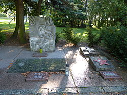 Polski: Cmentarz Wojenny w Kołobrzegu English: War Cemetery in Kołobrzeg Русский: Воинское кладбище