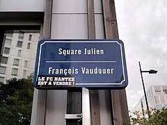 Plaque Square Julien François Vaudouer Nantes.jpg