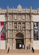 South fassade of San Diego Museum of Art - Building