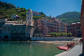 Port at Vernazza, Cinque Terre, Italy.jpg