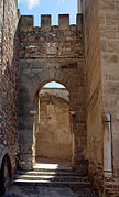 Badajoz, Alcazaba, Puerta del Capitel 97-2.jpg