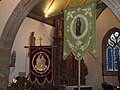 Eglise Sainte-Geneviève : bannières de procession