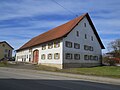 Unterallgäuer Bauernhof mit typischem Korbbogentor