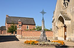 Le manoir de Colmont et l'église St-Etienne à Perriers-sur-Andelle