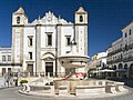 Igreja de Santo Antão in praca do Giraldo