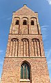 Sint-Martinuskerk in Ferwerd. Voorzijde van de toren. (detail).