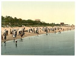 Polski: Hotel Port i plaża ~1890 English: Harbour Hotel and public beach ~1890 Deutsch: Hafen Hotel und Strand ~1890