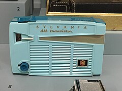 Sylvania Model 4P14 (1961).jpg