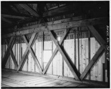 DETAIL INTERIOR VIEW OF ARCH AND TRUSS AT CENTER OF SPAN - Bridgeport Covered Bridge, Spanning South Fork of Yuba River at bypassed section of Pleasant Valley Road (originally HAER CAL,29-BRIGPO,1-8.tif