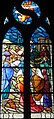 Chapelle Notre-Dame de Lambader : vitrail, les mystères du Rosaire, le 4ème mystère douloureux (le Portement de Croix)
