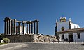 Roman temple with Pousada dos Loios