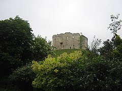 Clifford's Tower York - geograph.org.uk - 1905818.jpg