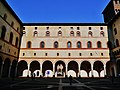 Lato del Bramante / Side designed by Bramante.