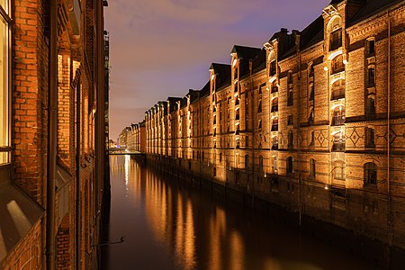 "Hamburg’s_Speicherstadt_at_night.jpg" by User:Frank Schulenburg