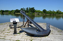 Ancre en bord de Loire à Cosne sur Loire