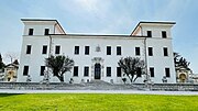 Thumbnail for File:Corpo centrale della villa Rezzonico di Bassano del Grappa.jpg