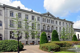 Schloss Blumenthal (Vorderansicht)