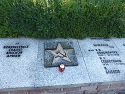 Polski: Cmentarz Wojenny w Kołobrzegu English: War Cemetery in Kołobrzeg Русский: Воинское кладбище