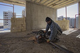 Construction workers in Iran 13.jpg