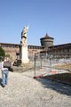 Nel cortile / In the courtyard.